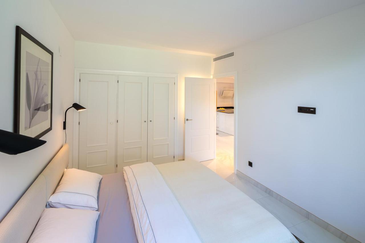 Jardines Las Golondrinas Apartments Elviria Marbella Eksteriør billede