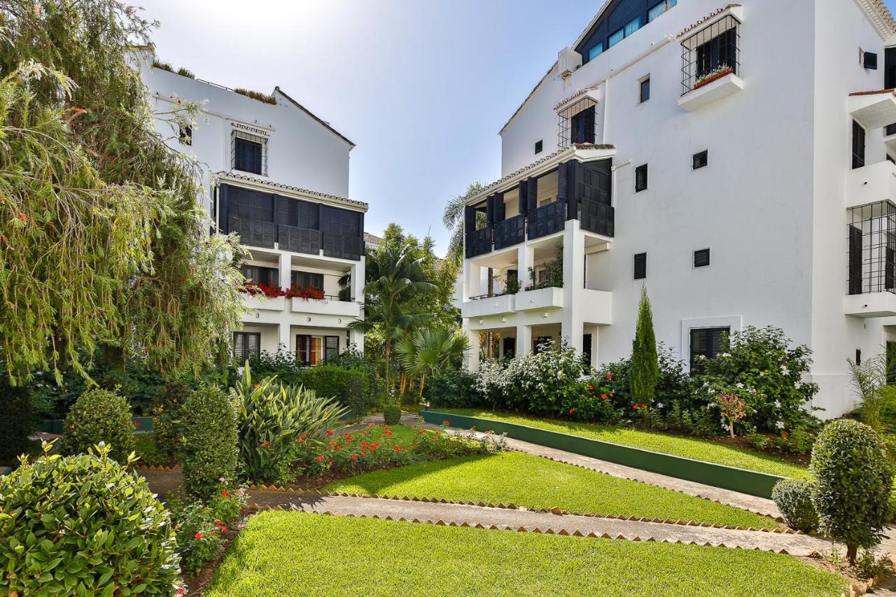 Jardines Las Golondrinas Apartments Elviria Marbella Eksteriør billede