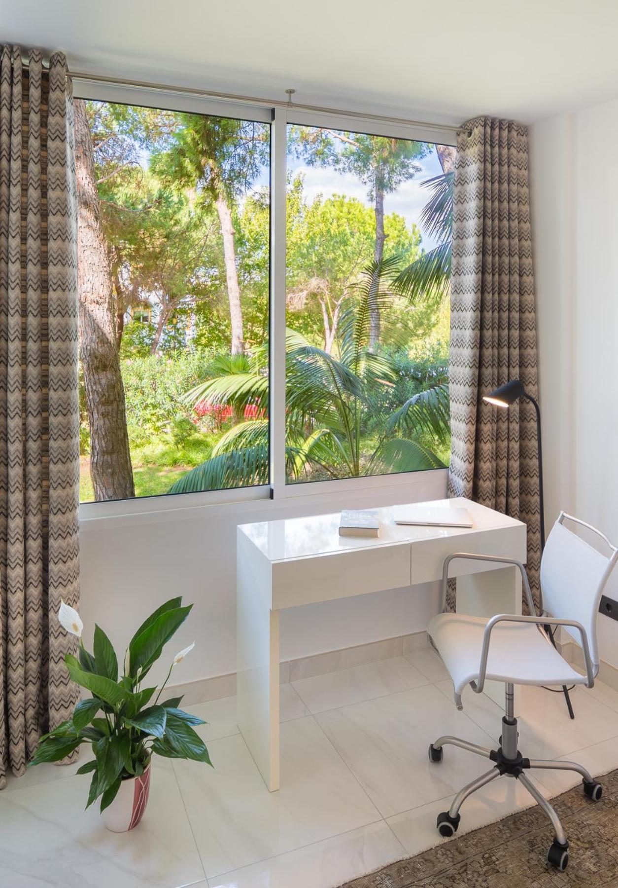 Jardines Las Golondrinas Apartments Elviria Marbella Eksteriør billede