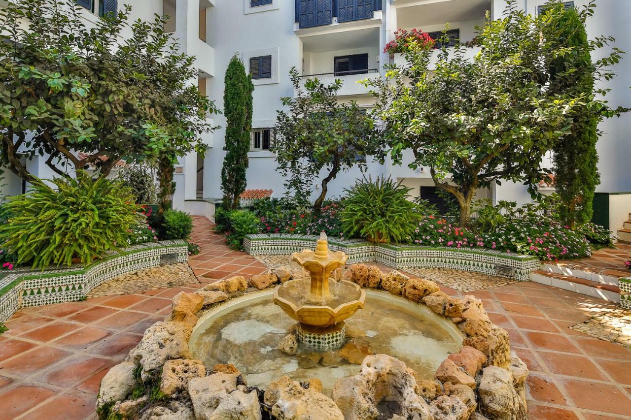 Jardines Las Golondrinas Apartments Elviria Marbella Eksteriør billede